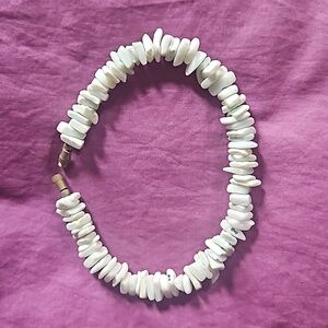 Light mint green puka shell 9" anklet from Hawaii